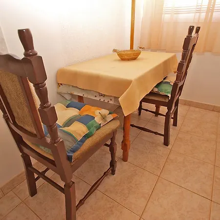 Stipe Apartment