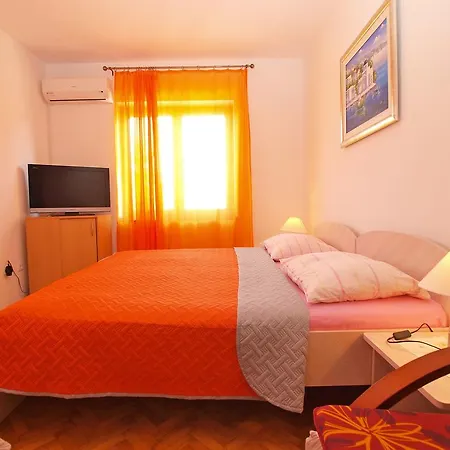 Stipe Apartment