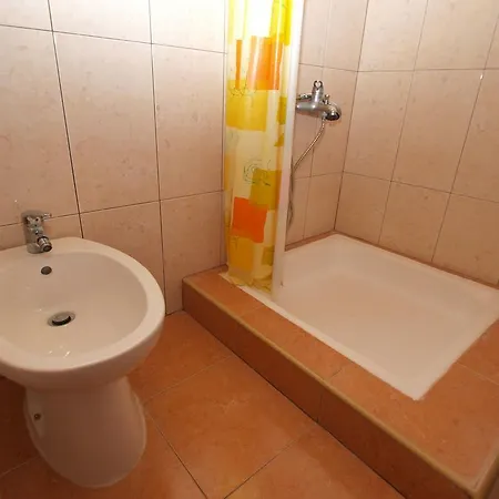 Stipe Apartment *